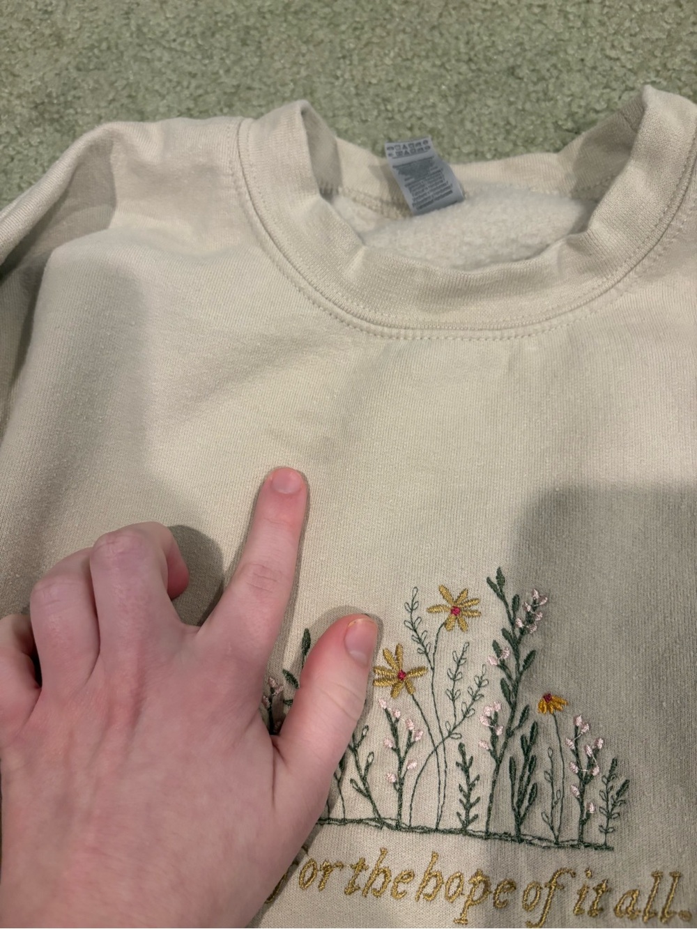 August Crewneck - Picture 2 of 3
